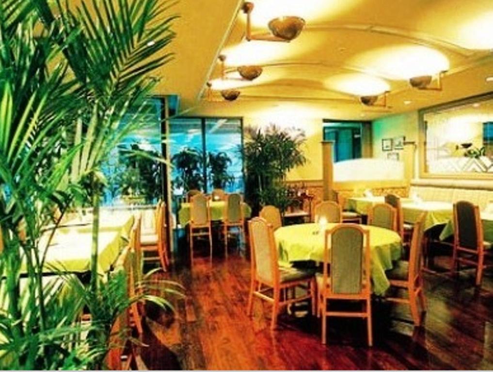 נאהא Hotel City Court מראה חיצוני תמונה